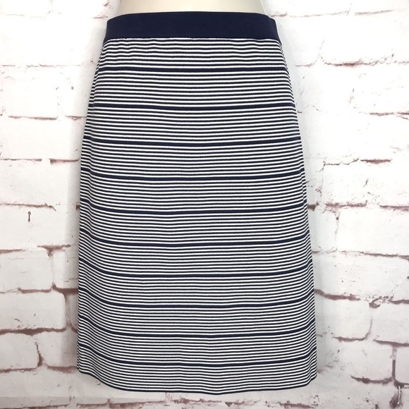 ROMEO + JULIET COUTURE Dresses & Skirts - ROMEO + JULIET COUTURE Knit Navy & White Horizontal Stripes Pencil Skirt Size M